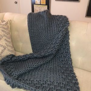 Pottery Barn Ellsworth Chunky Border Steel Blue Throw